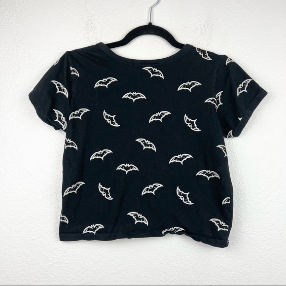 LOVE PEACE & LAZY DAYS Bat Cropped Boxy Tee, Black, Size Small - Picture 4 of 4